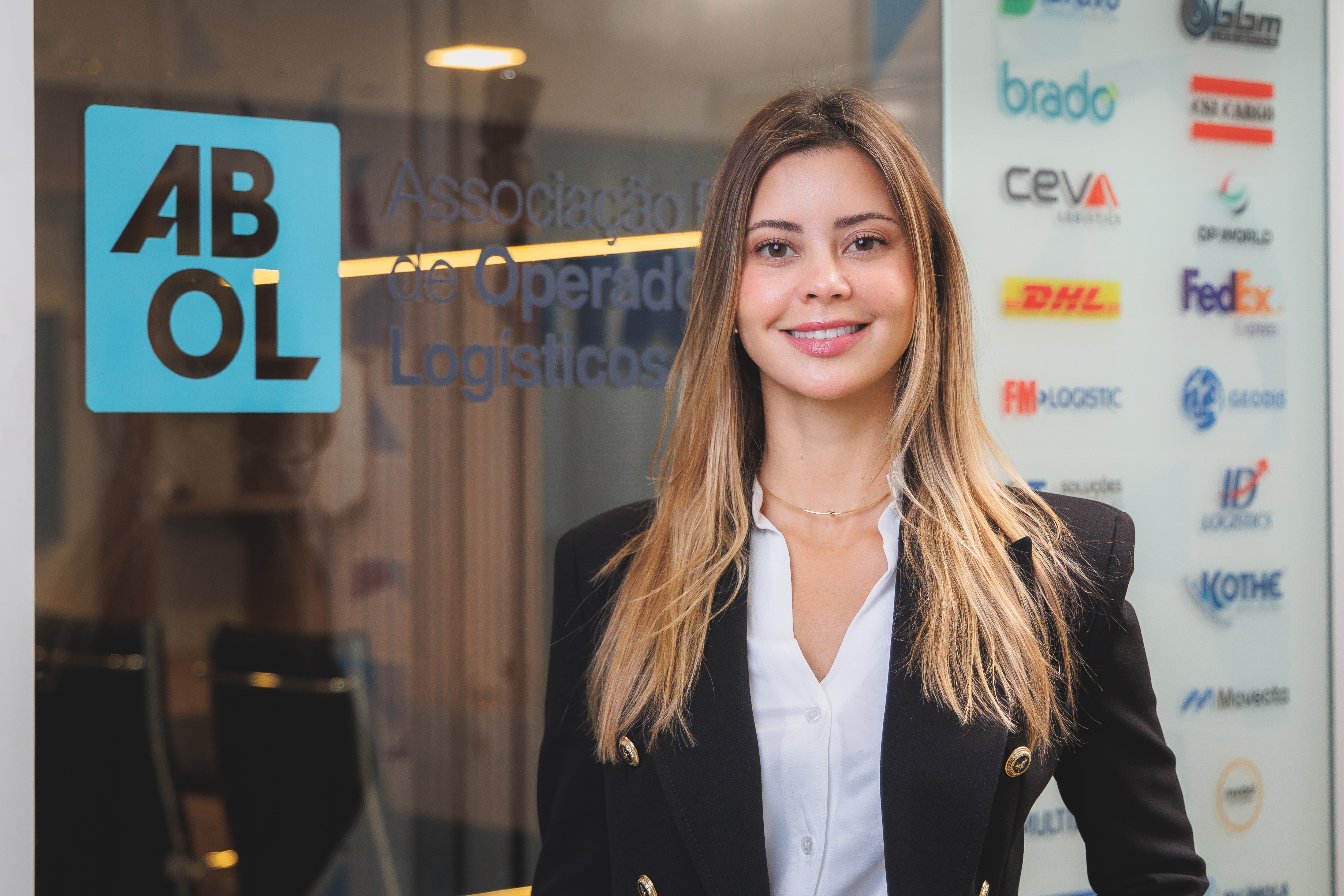  Marcella Cunha, nova diretora executiva da ABOL, fala de seus planos na Marcella Cunha, nova diretora executiva da ABOL, fala de seus planos na