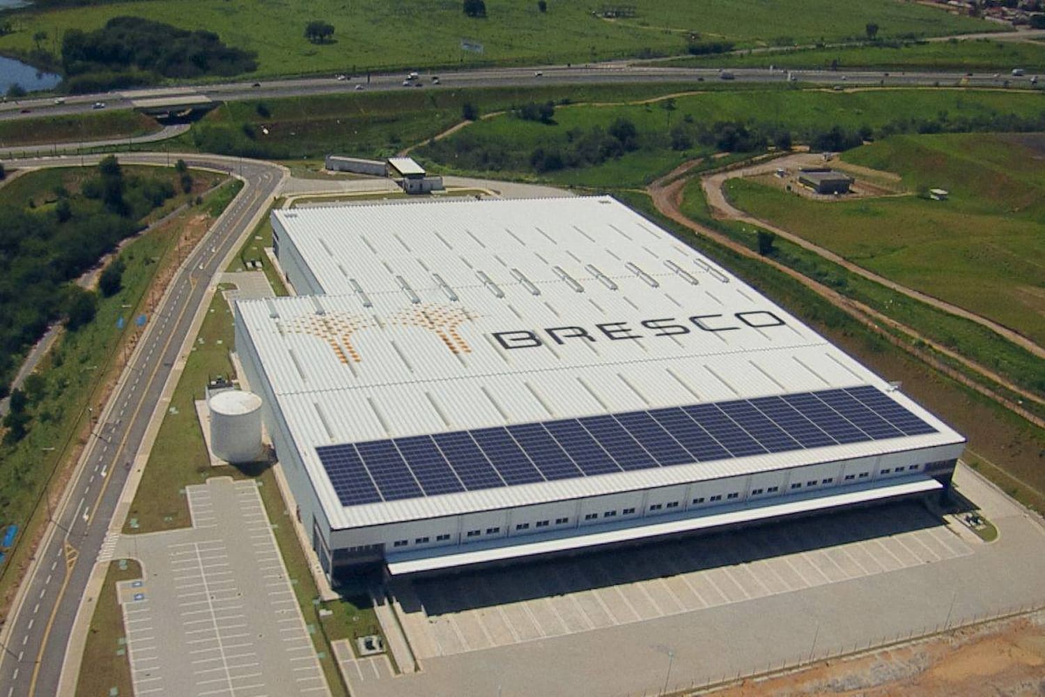  Fundo imobiliário de logística da Bresco planeja levantar até R$ 500 milhões em oferta