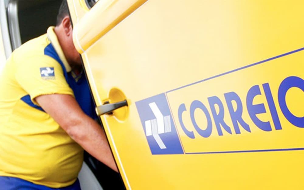  Correios inicia operação de logística entre portos no Brasil