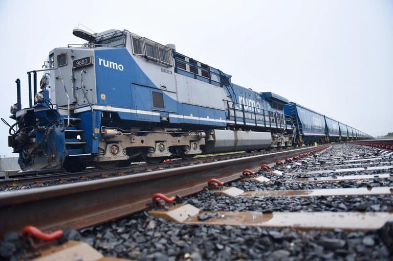  Rumo poderá construir ferrovia de R$ 12 bi no MT