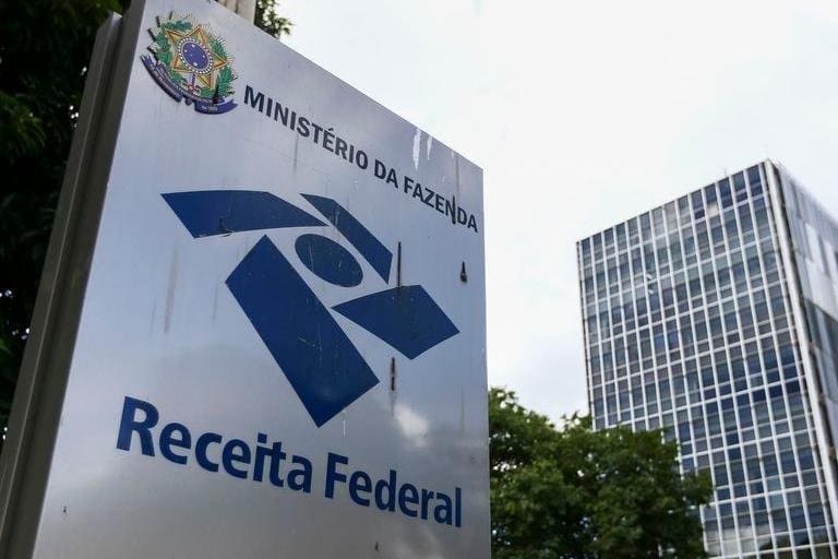  Auditores da Receita suspendem concessão de certificado para empresas de Auditores da Receita suspendem concessão de certificado para empresas de