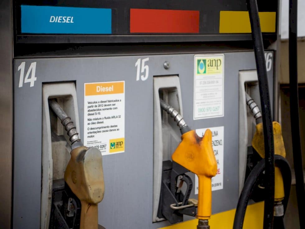  Preço dos combustíveis vai baixar com redução de imposto? Entenda