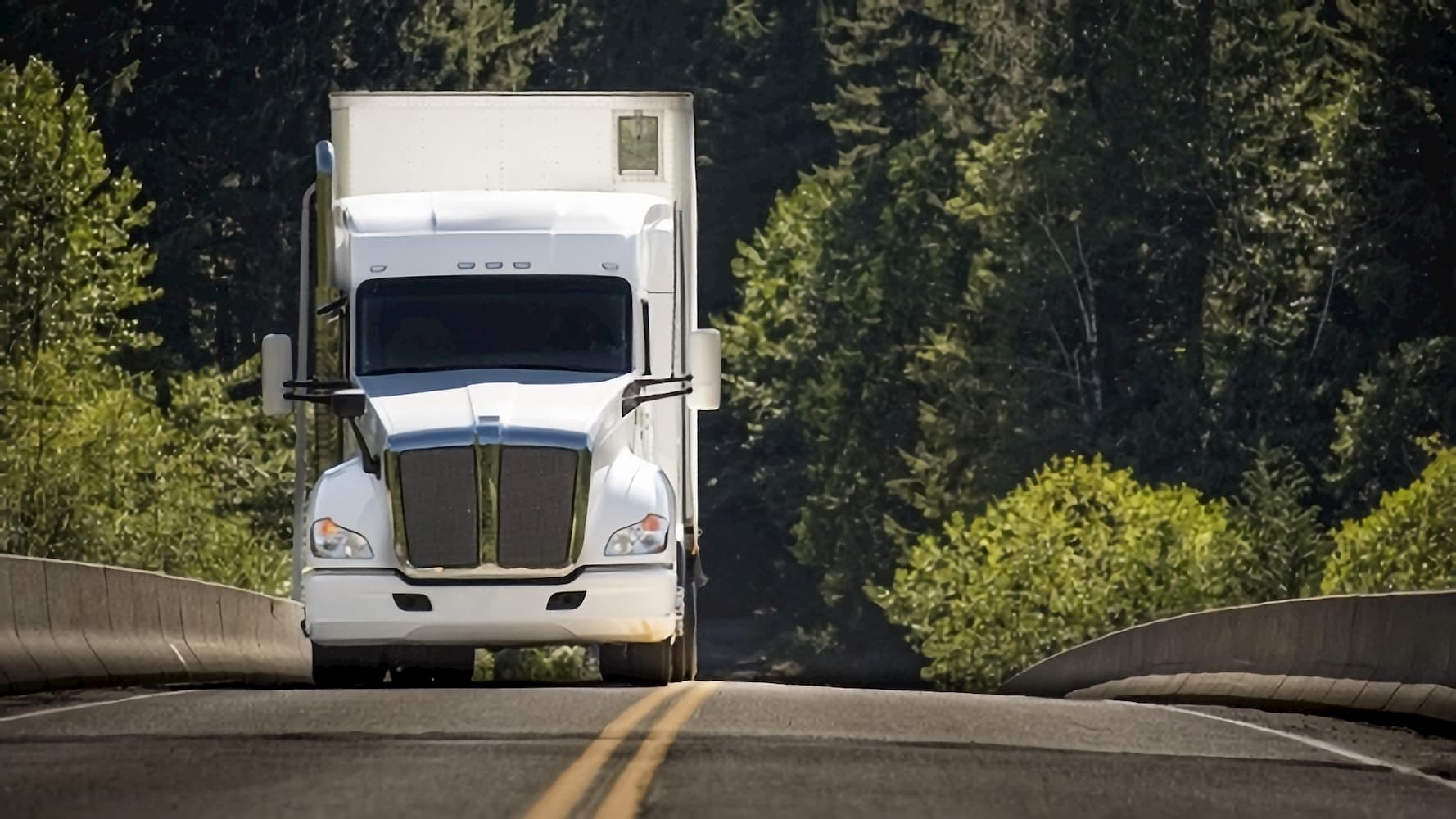  Demanda por transporte rodoviário de cargas no Brasil supera níveis de março