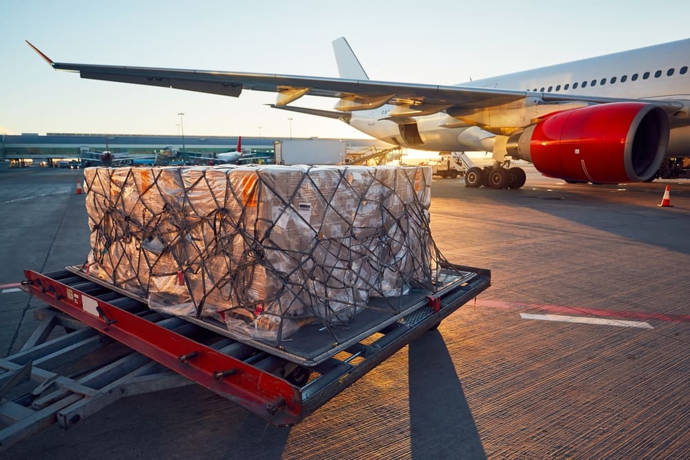  Exportações por via aérea caem 43%; empresários buscam cabotagem