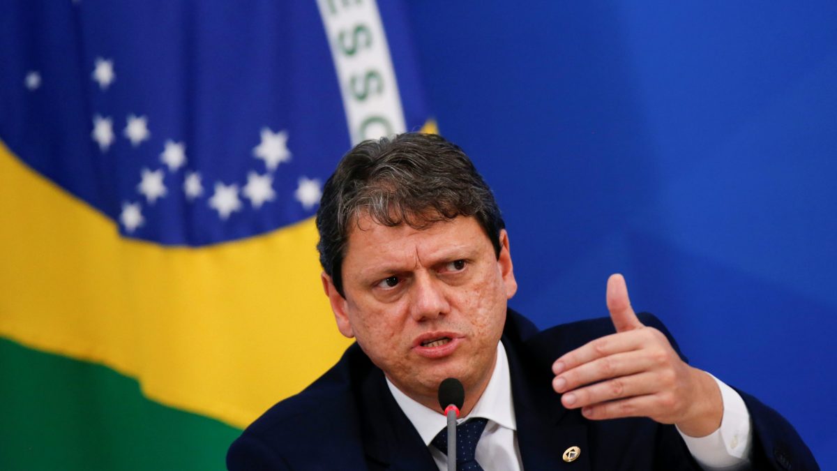  Ministro da Infraestrutura apresenta projetos do setor a representantes do Bank of America