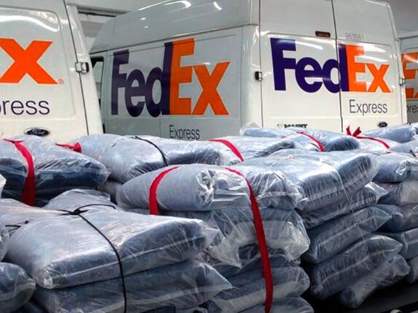  FedEx: Fundador deixa cargo de diretor-presidente e será sucedido pelo diretor operacional