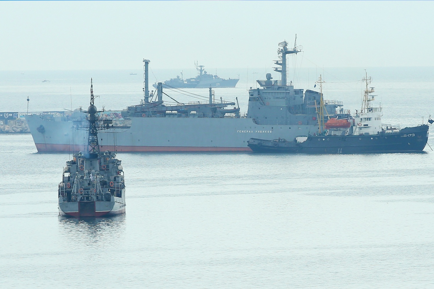  Ucrânia fecha portos capturados pela Rússia