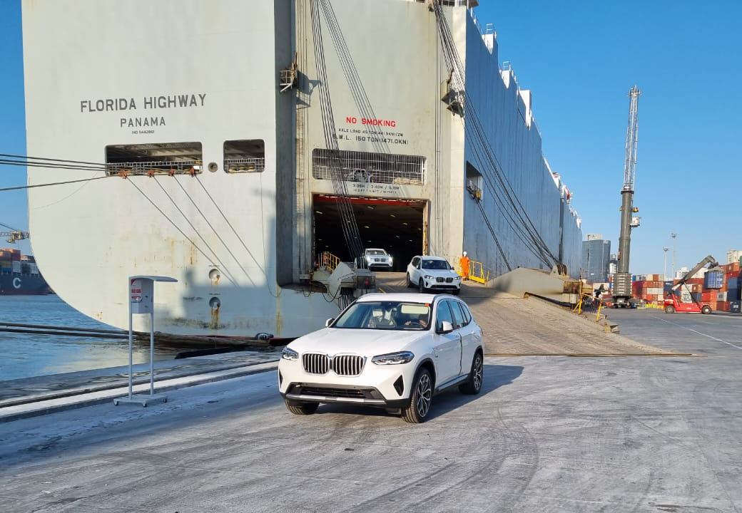  Tegma aumenta em quase 100% o fluxo de carregamento de veículos BMW Group Brasil no porto de Itajaí