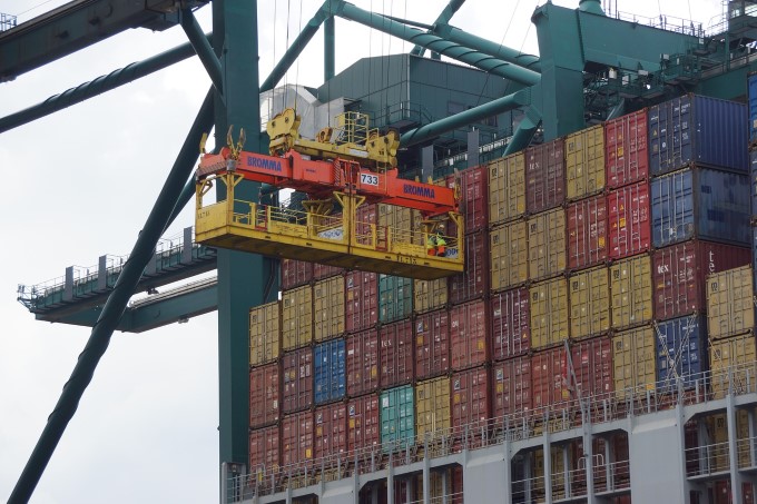  Setor de contêiner passou de ‘super-herói’ a ‘vilão’ do comércio marítimo, diz economista europeu