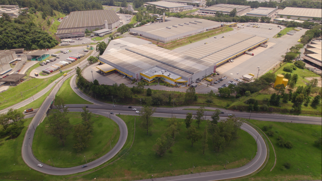  Área de Transportes da DHL Supply Chain dobra de tamanho e lança Matriz em Jandira (SP)