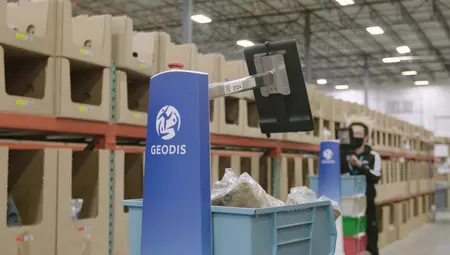  GEODIS assina acordo expandido com a Locus Robotics