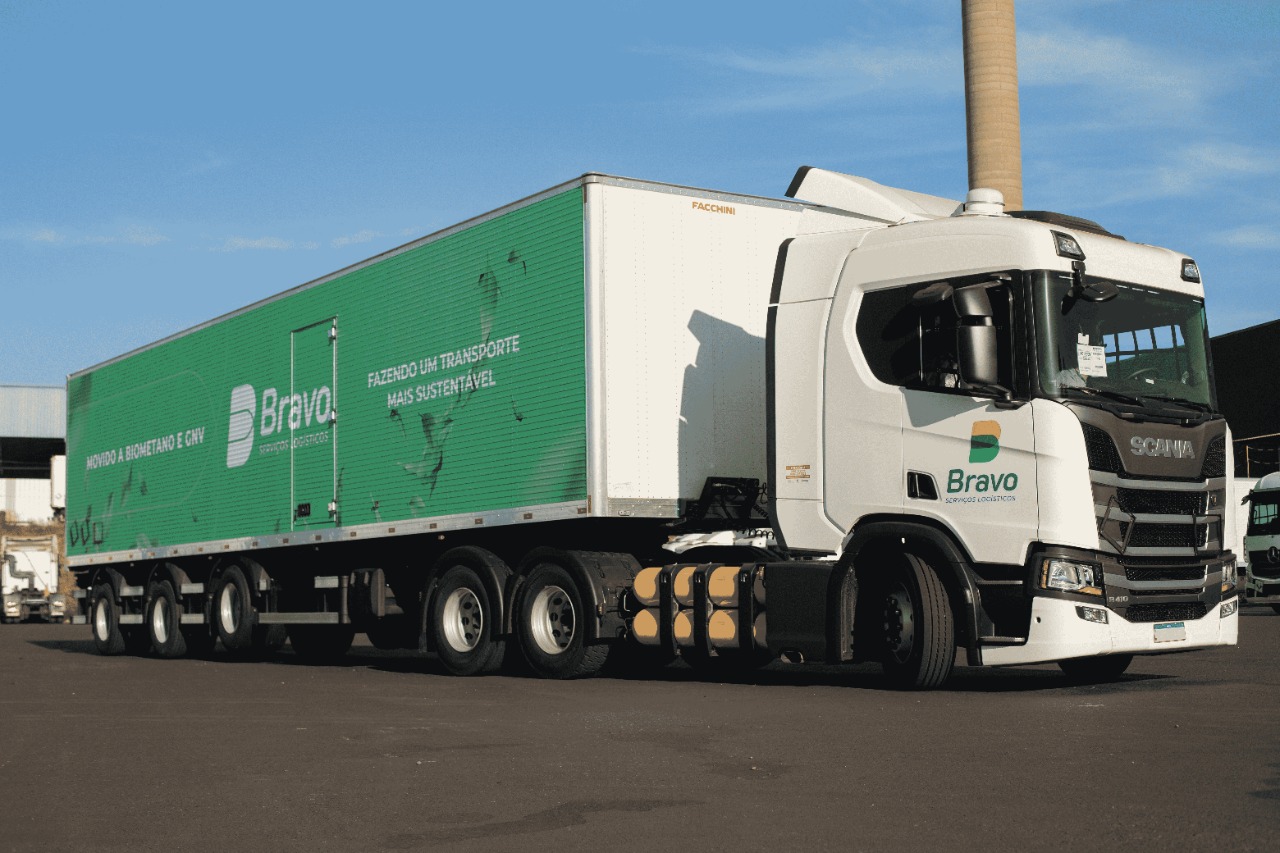  Bravo passa a utilizar caminhões movidos a gás natural