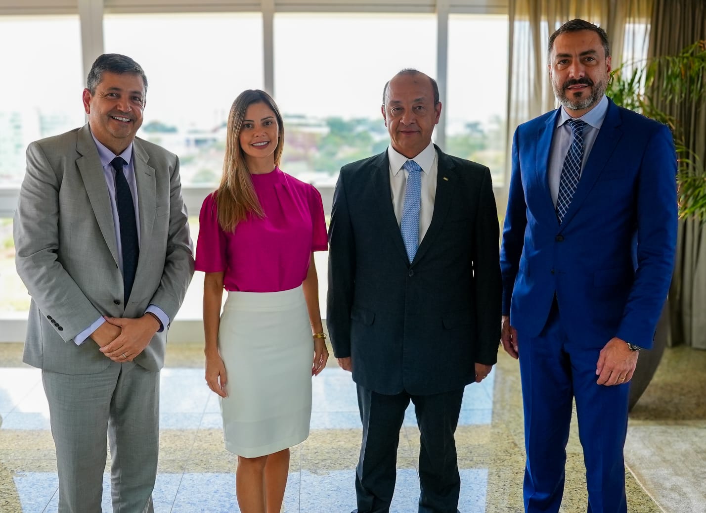  ABOL participa de reunião com presidente da CNT, em Brasília