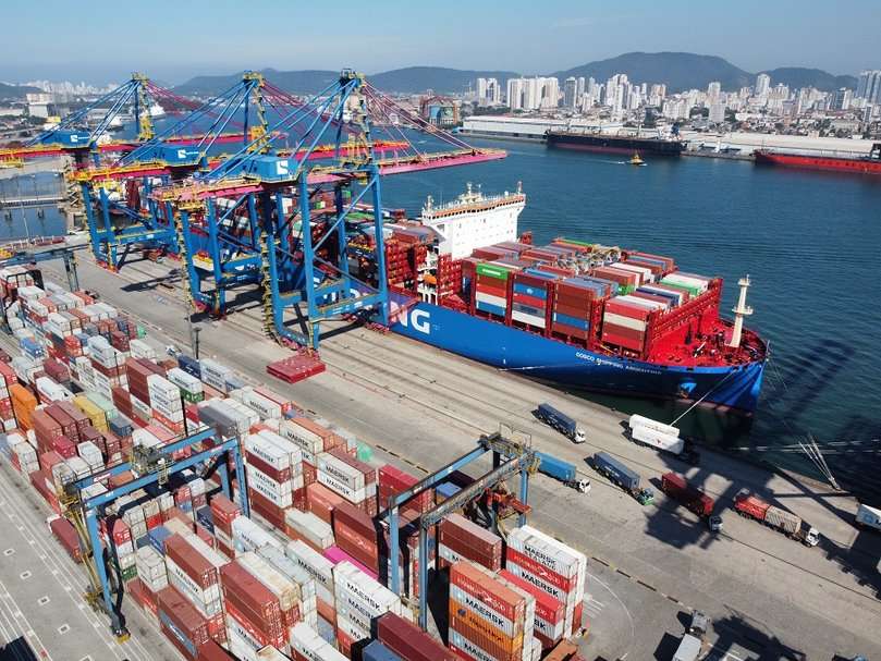 Terminal da Santos Brasil passa a receber navios gigantes semanalmente
