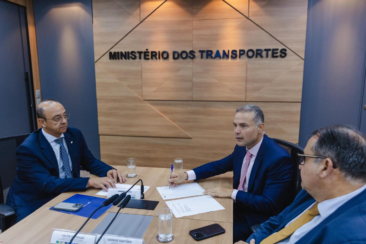  Vander Costa e Renan Filho debatem estratégias para o desenvolvimento do setor de transporte