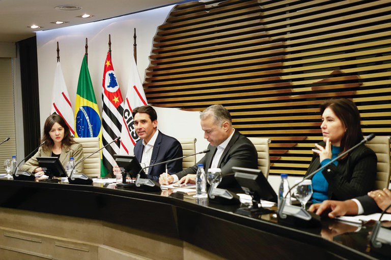  Silvio Costa Filho afirma que hidrovias são prioridade para o desenvolvimento logístico do Brasil