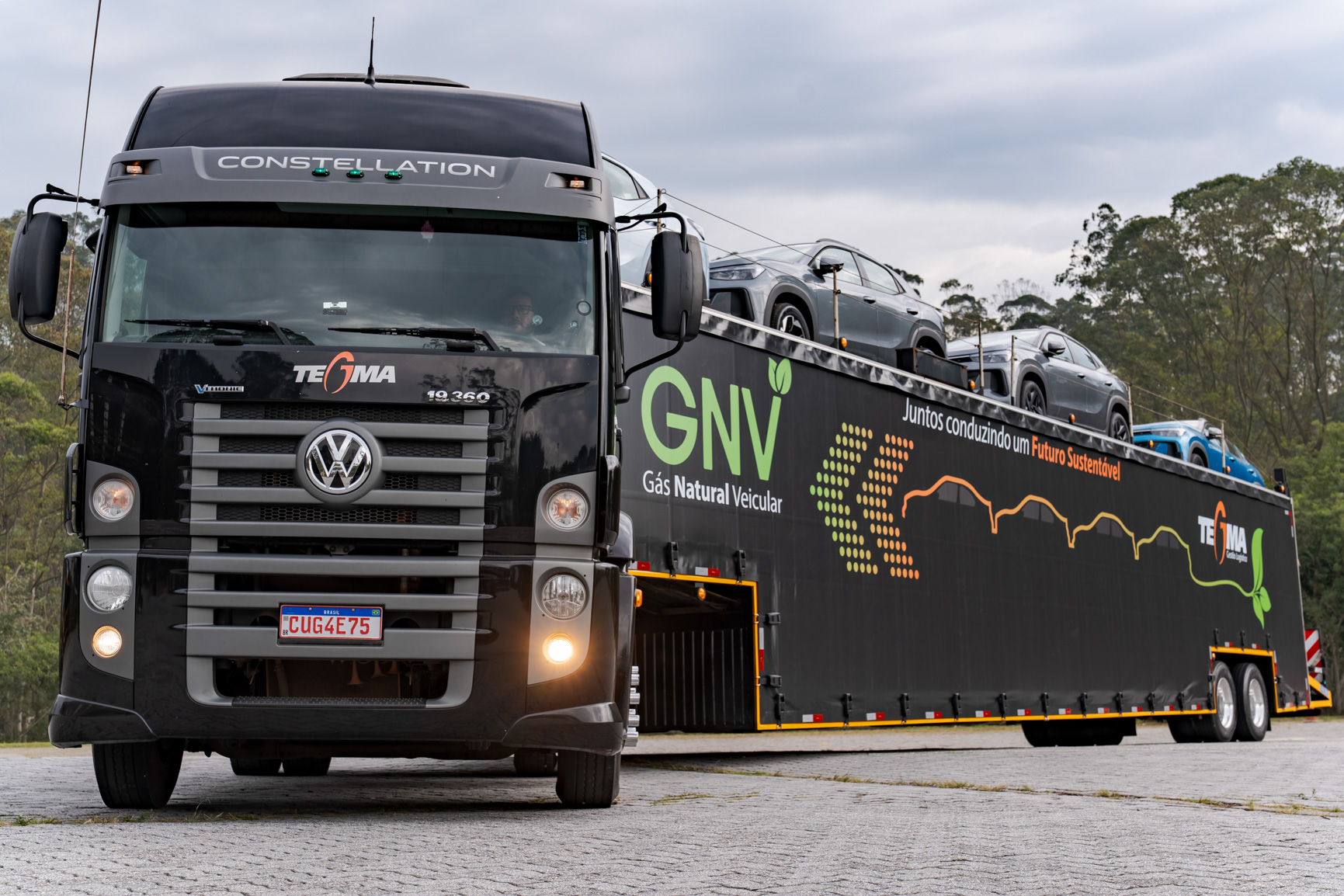  Projeto-piloto da Tegma converte caminhões para tecnologia híbrida diesel-GNV